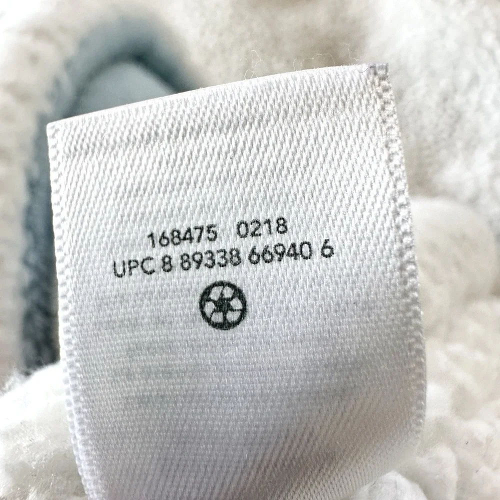 Carters Puppy Dog Face Blue Baby Blanket Sherpa 3D Sensory